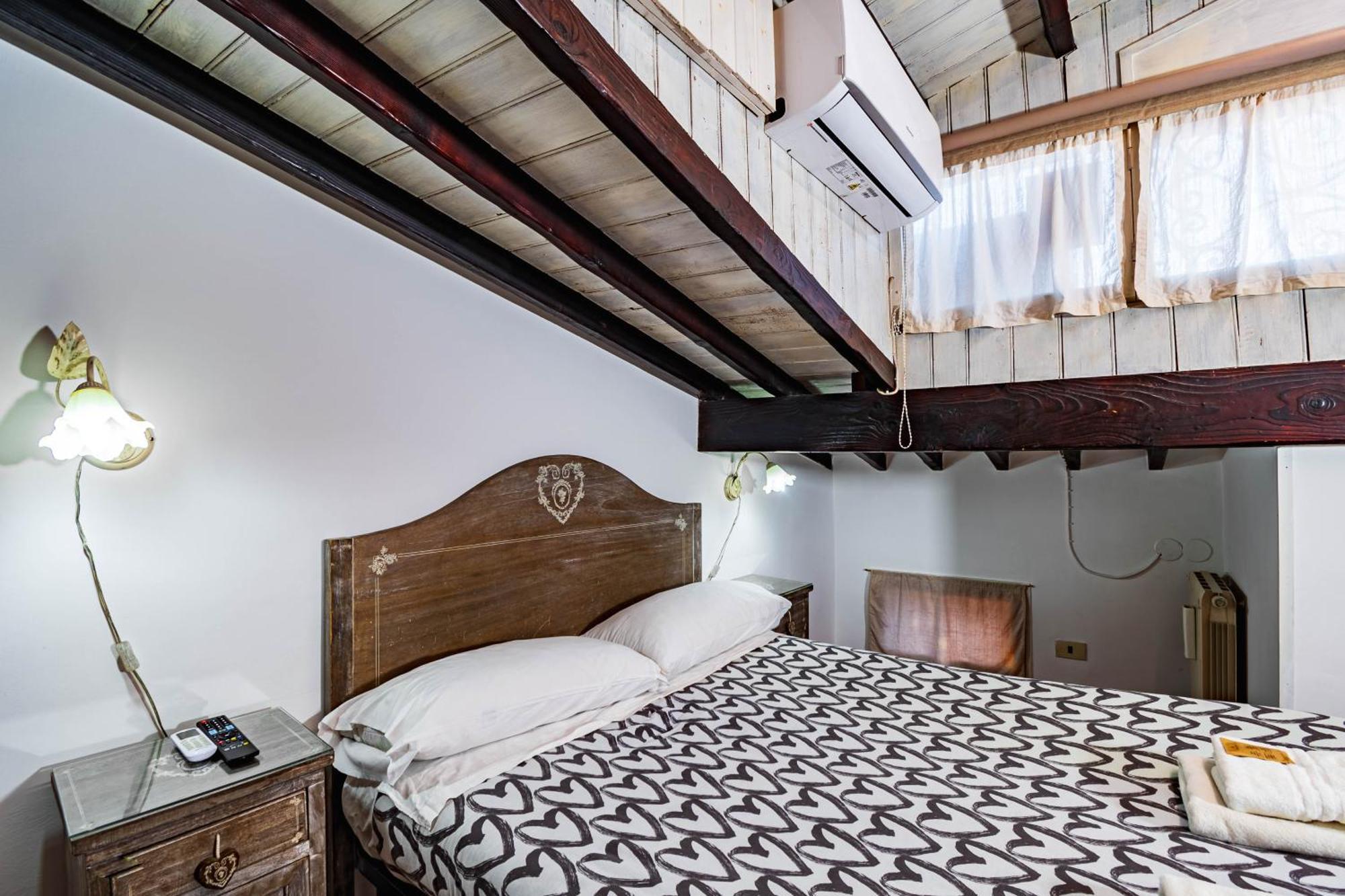 Casa Trasteverina Рим Экстерьер фото